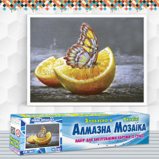 Алмазна вишивка (набір) Метелик на апельсині Алмазна вишивка (набір) Метелик на апельсині